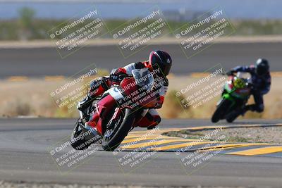 media/Oct-08-2022-SoCal Trackdays (Sat) [[1fc3beec89]]/Turn 14 (1050am)/